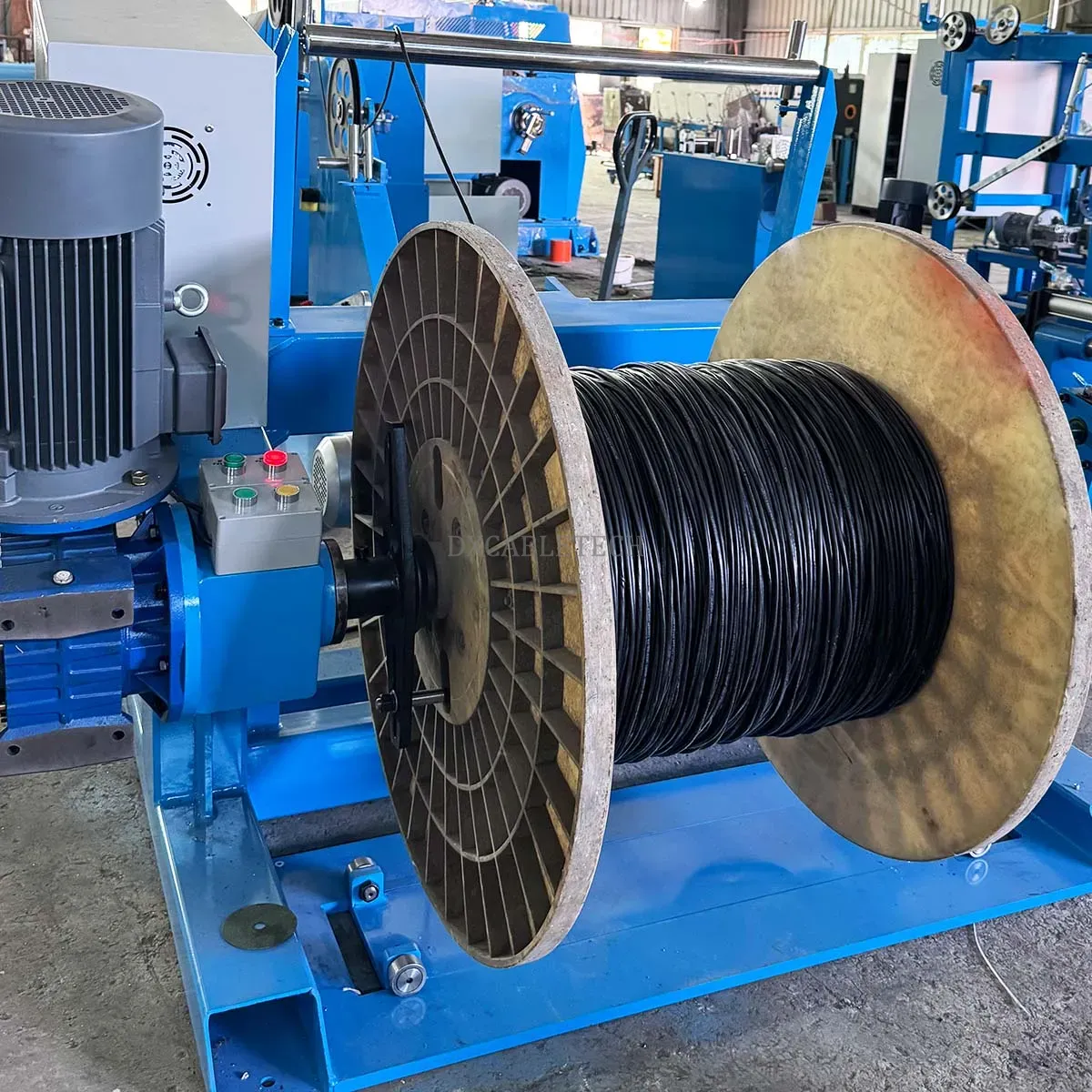 Cable Spooling Machines in Fiber-optic Lines | High-Precisio